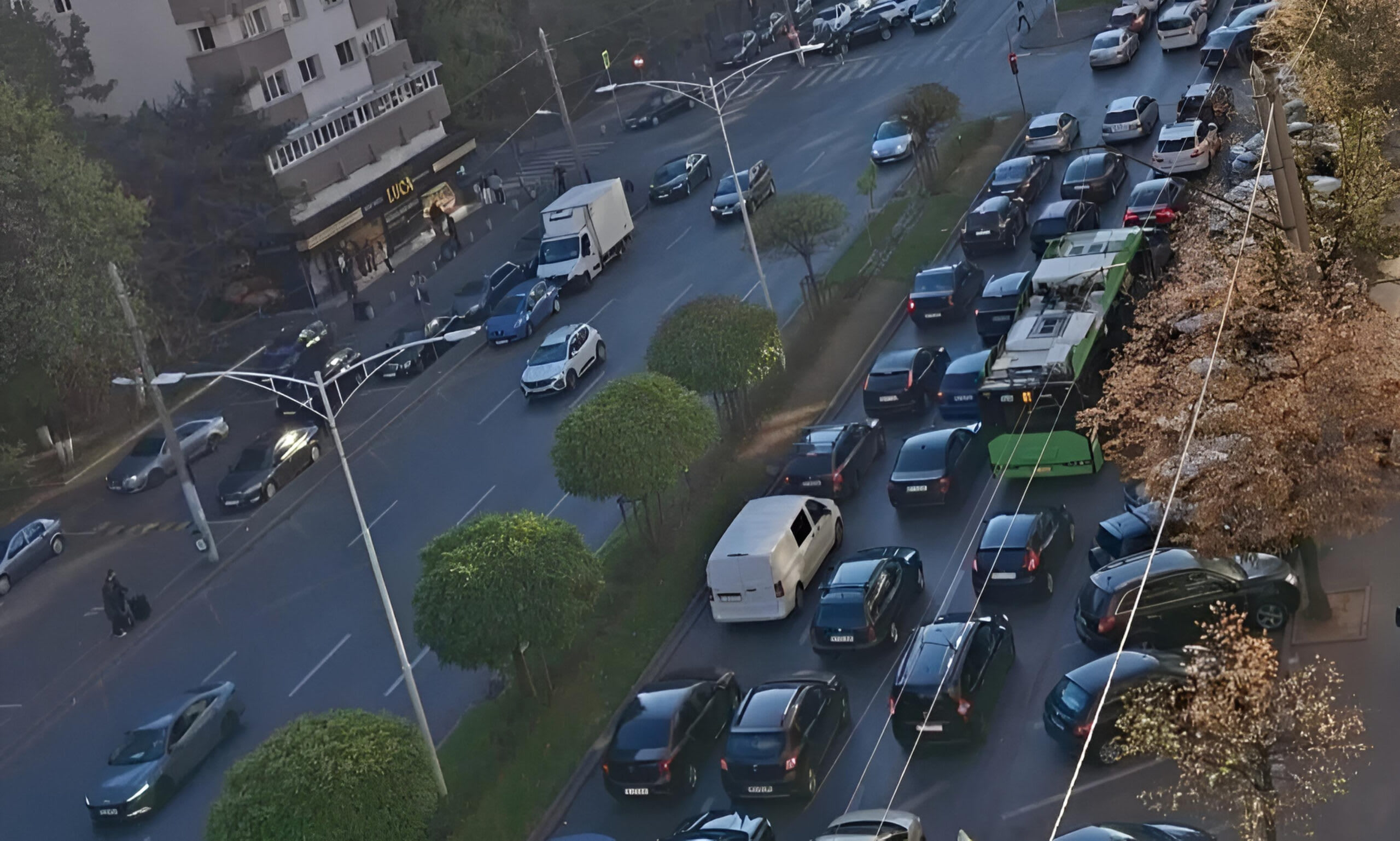Primarul interimar al Sectorului 6 anunță soluții pentru traficul de pe Iuliu Maniu