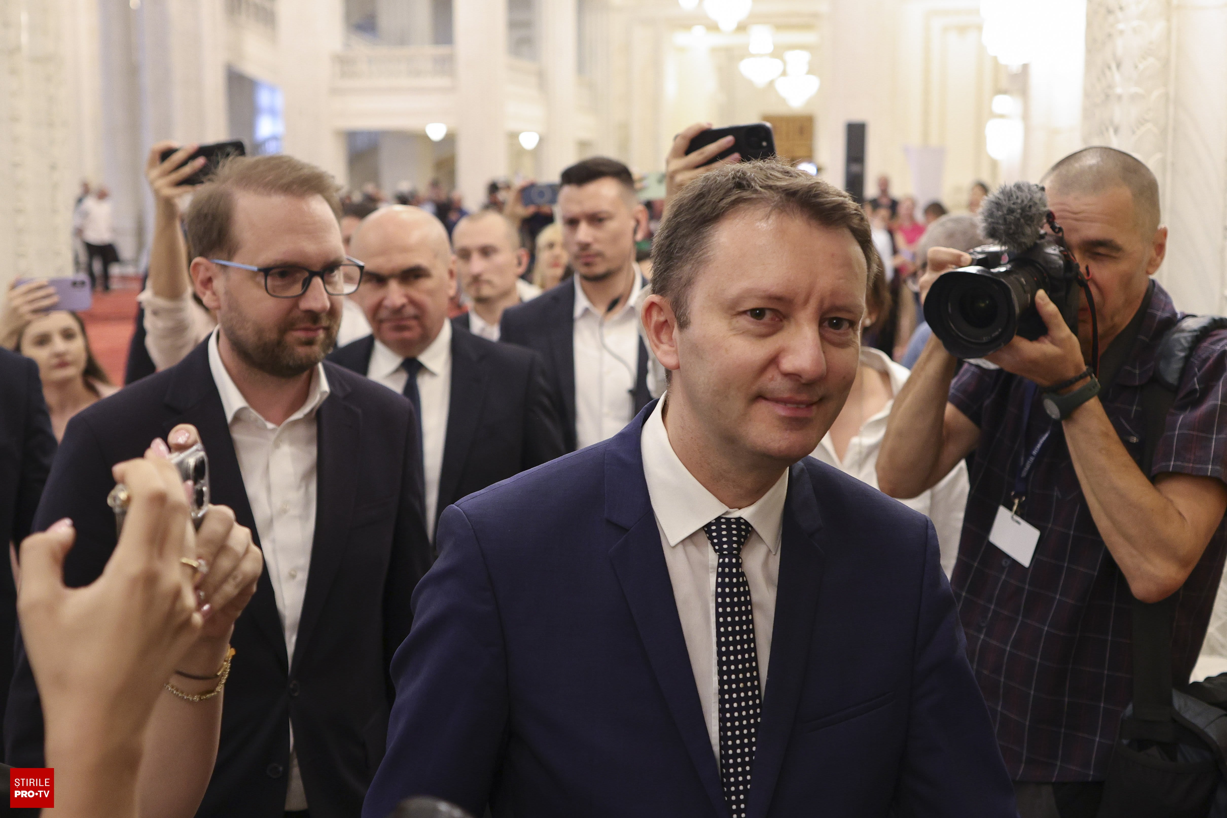 sediu Parlament România, discuții politice, ședință guvern sediu Parlament România, discuții politice, ședință guvern