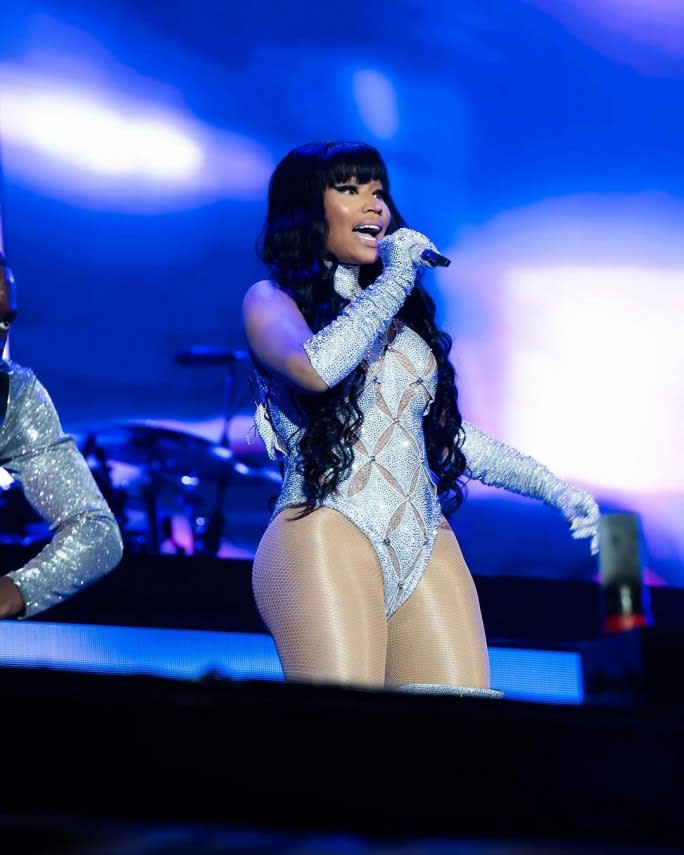 Nicki Minaj în studio TV, declarație publică despre Trump Nicki Minaj în studio TV, declarație publică despre Trump