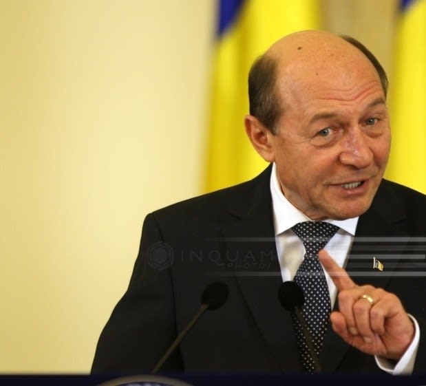 Traian Băsescu și Ilie Bolojan în discuție politică Traian Băsescu și Ilie Bolojan în discuție politică