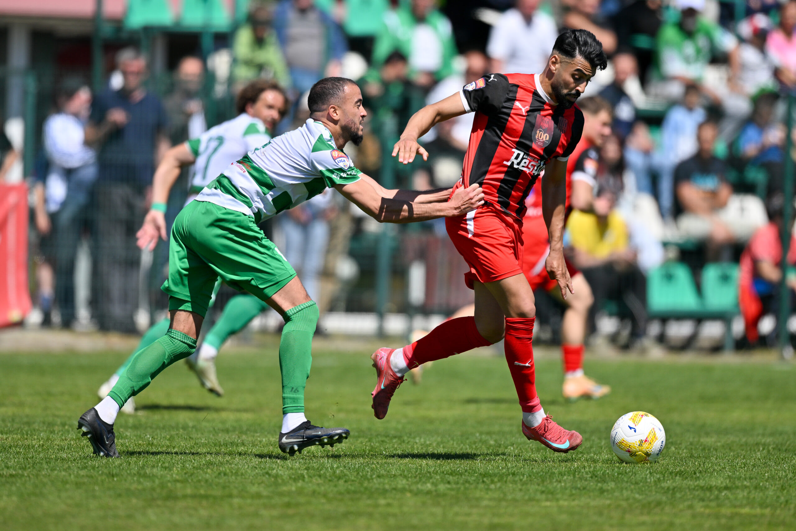 stadionul Ștefan Dobay, meci de fotbal între Dumbrăvița și Reșița stadionul Ștefan Dobay, meci de fotbal între Dumbrăvița și Reșița