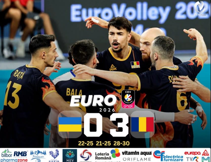 Jucători de volei români sărbătorind victoria la Euro 2026 Jucători de volei români sărbătorind victoria la Euro 2026