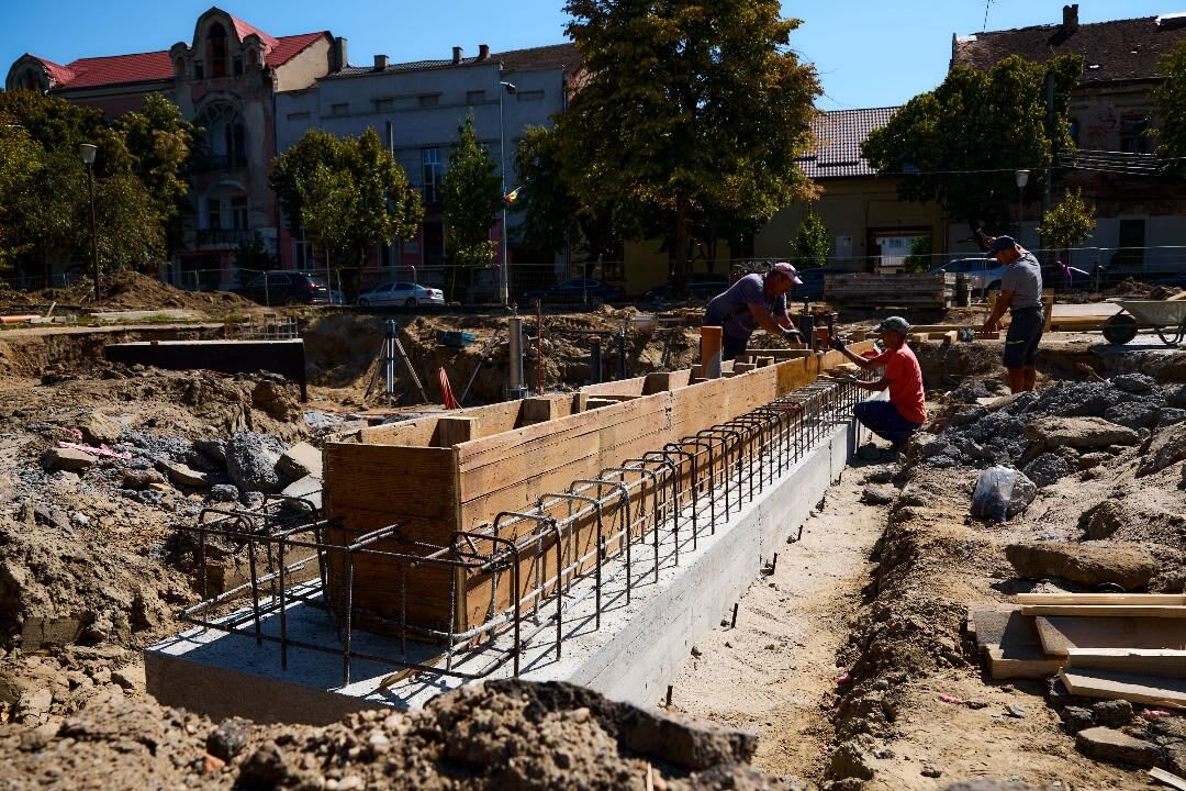 Parcul Vasile Lucaciu în proces de modernizare în Satu Mare Parcul Vasile Lucaciu în proces de modernizare în Satu Mare