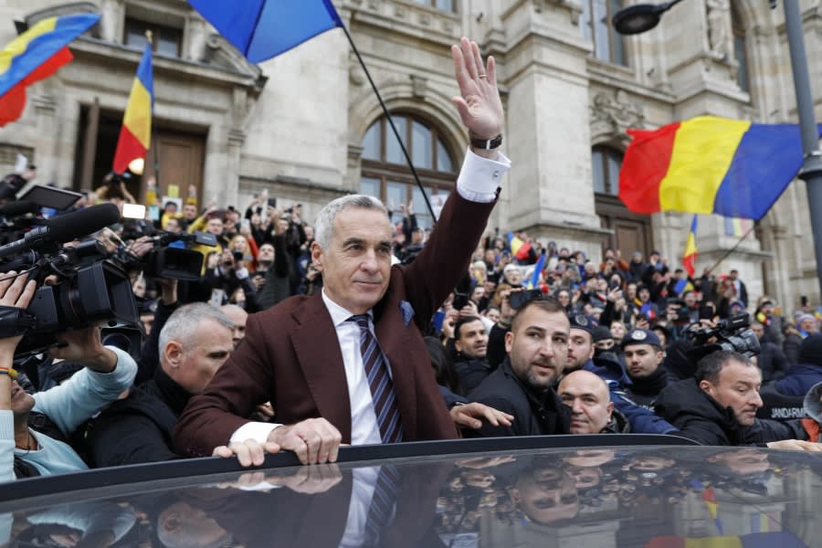 mascați reținând un bărbat în trafic, în drum spre bazin mascați reținând un bărbat în trafic, în drum spre bazin