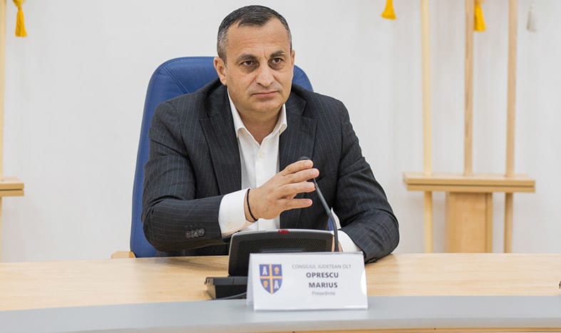 Marius Oprescu la ședința Consiliului Județean Olt