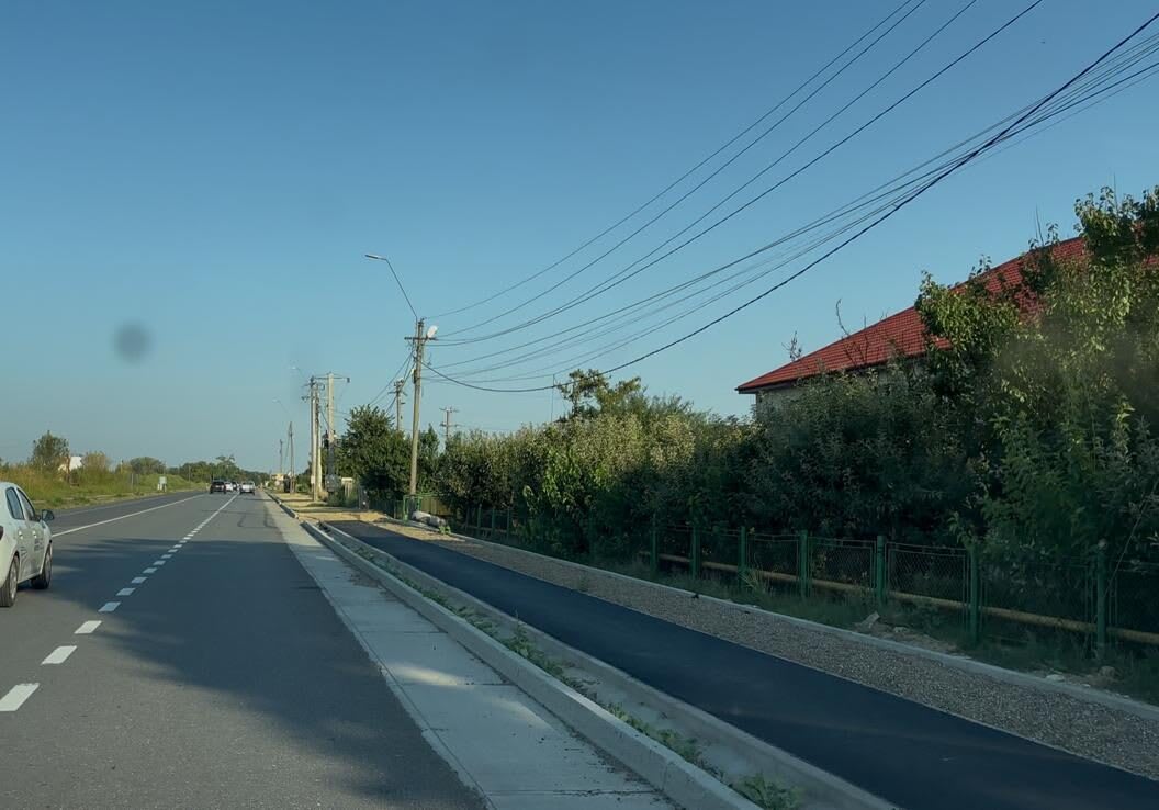 Pistele de biciclete din Podu Iloaiei, mai înguste și cu costuri de 40 de ori mai mari