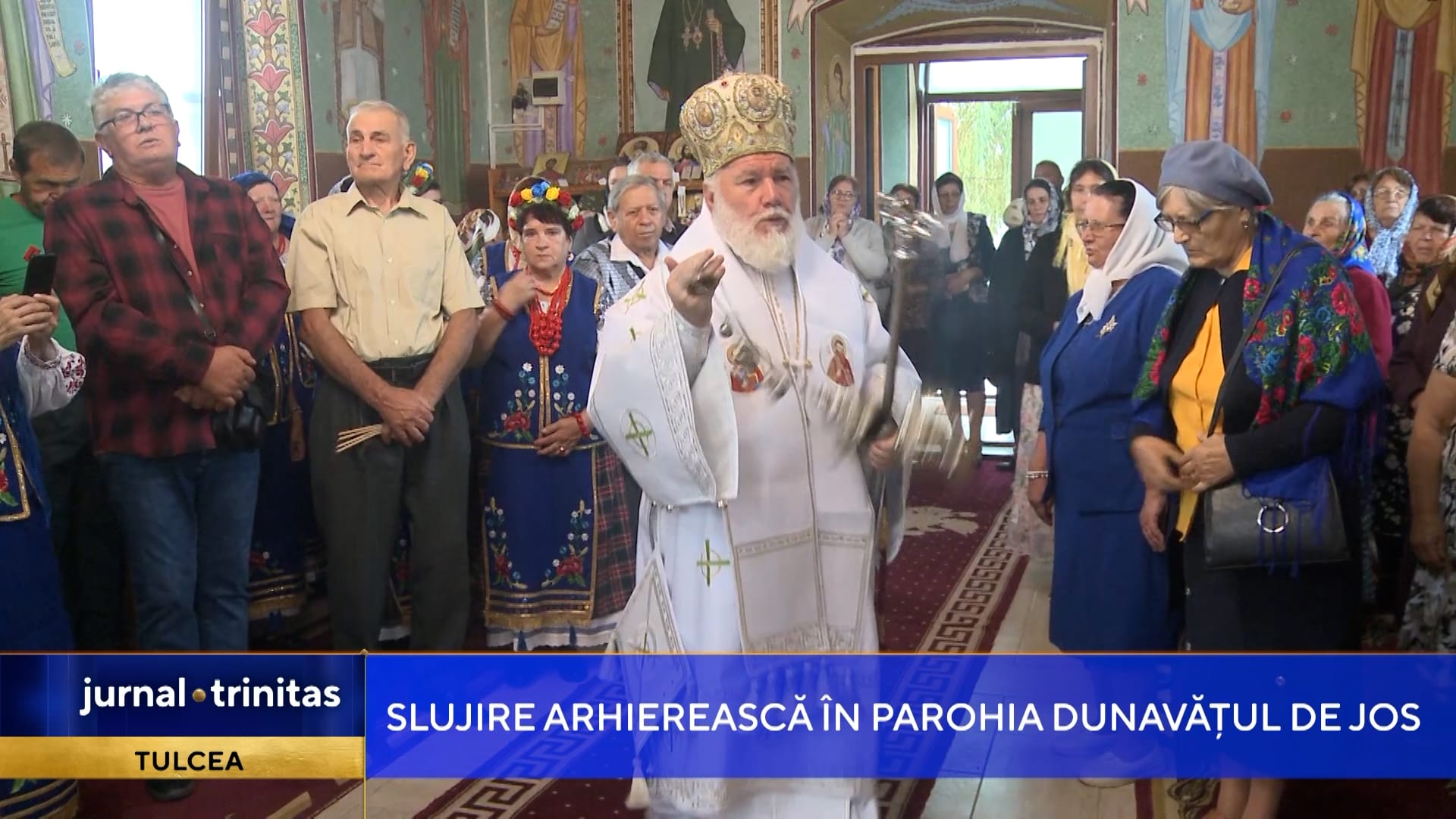 liturghie de hram în biserica din Dunavățul de Jos liturghie de hram în biserica din Dunavățul de Jos