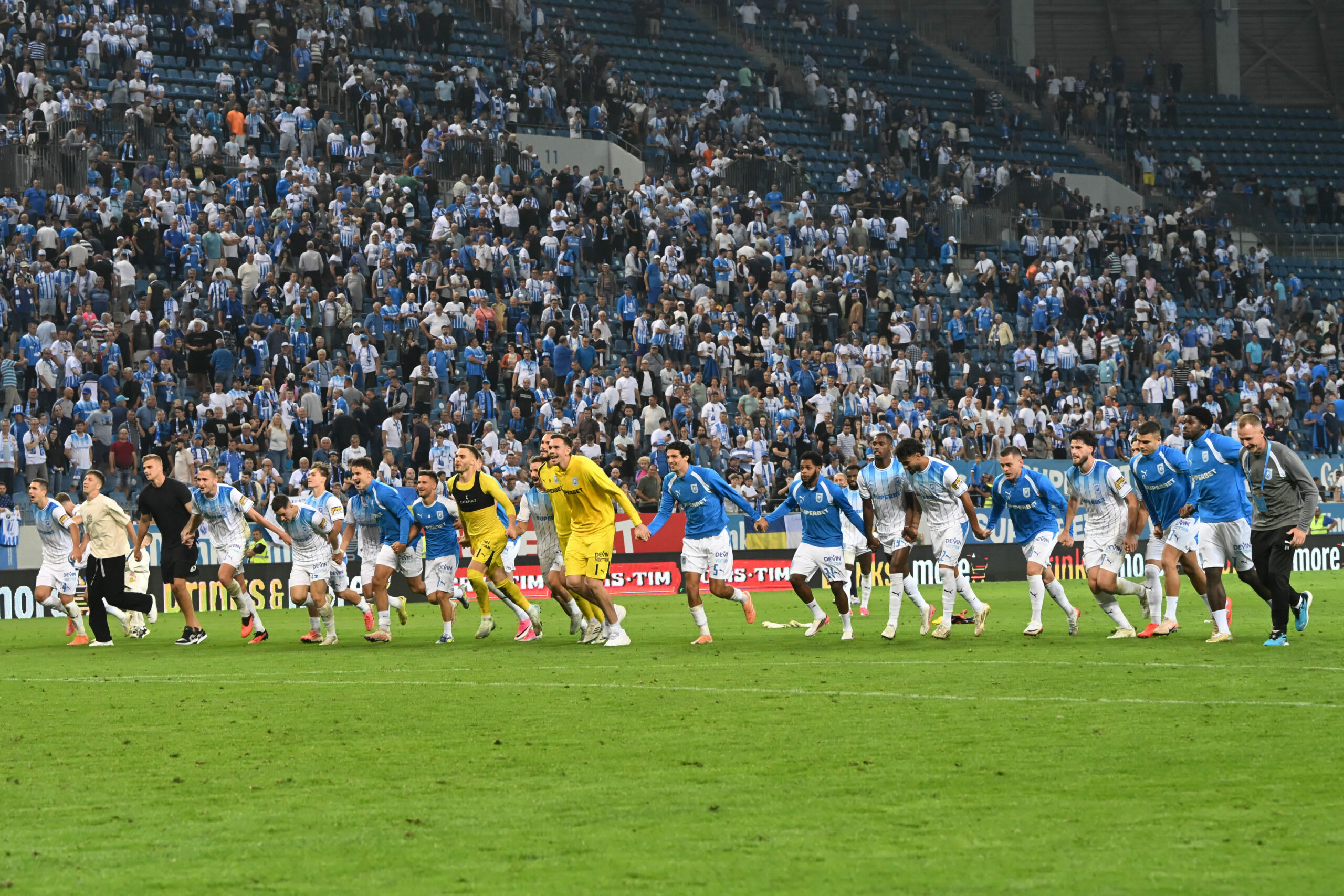 Fotbaliștii de la Universitatea Craiova au dominat etapa înaintea vacanței naționale