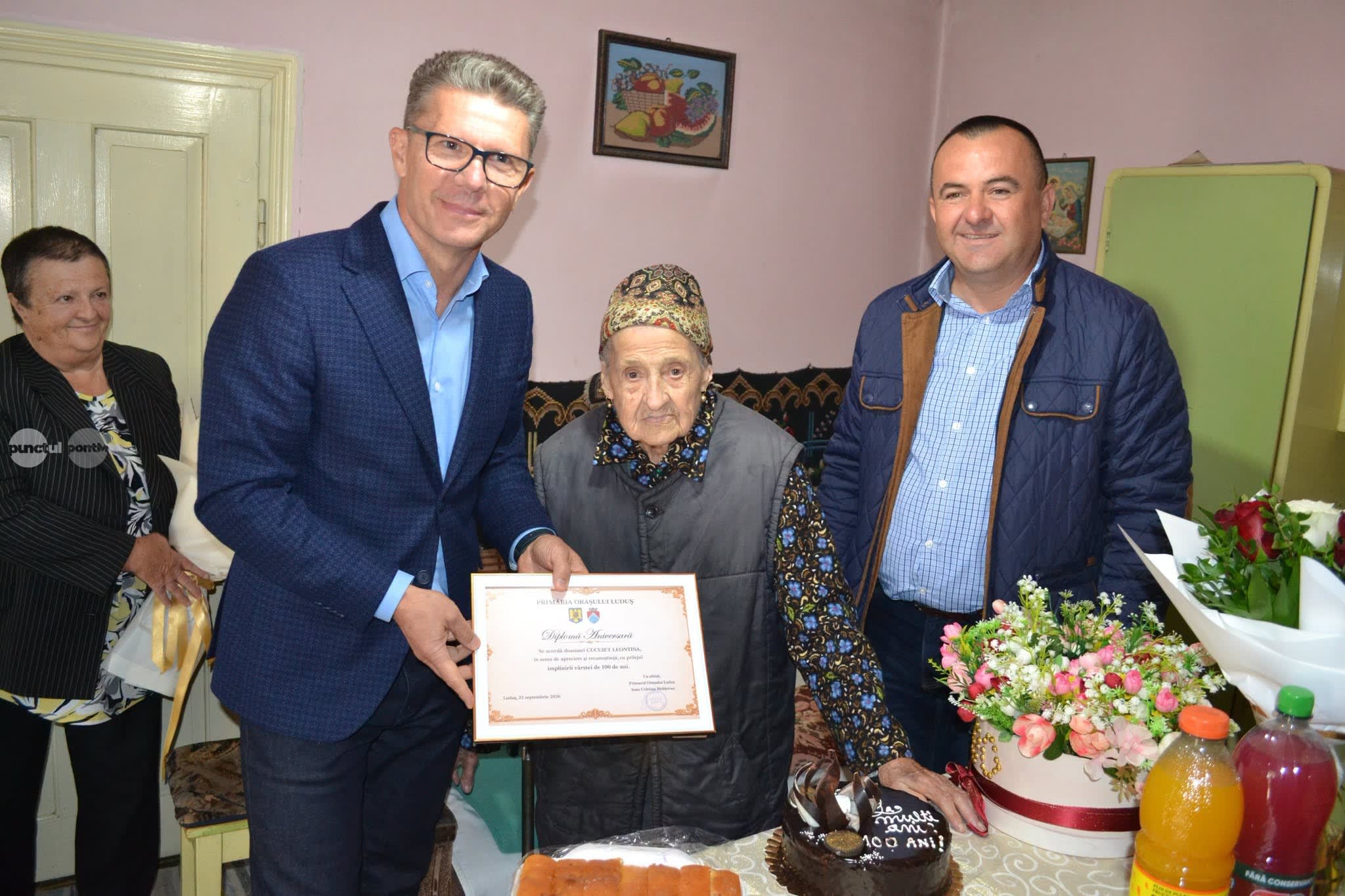 Leontina Cucuiet a împlinit 100 de ani la Luduș