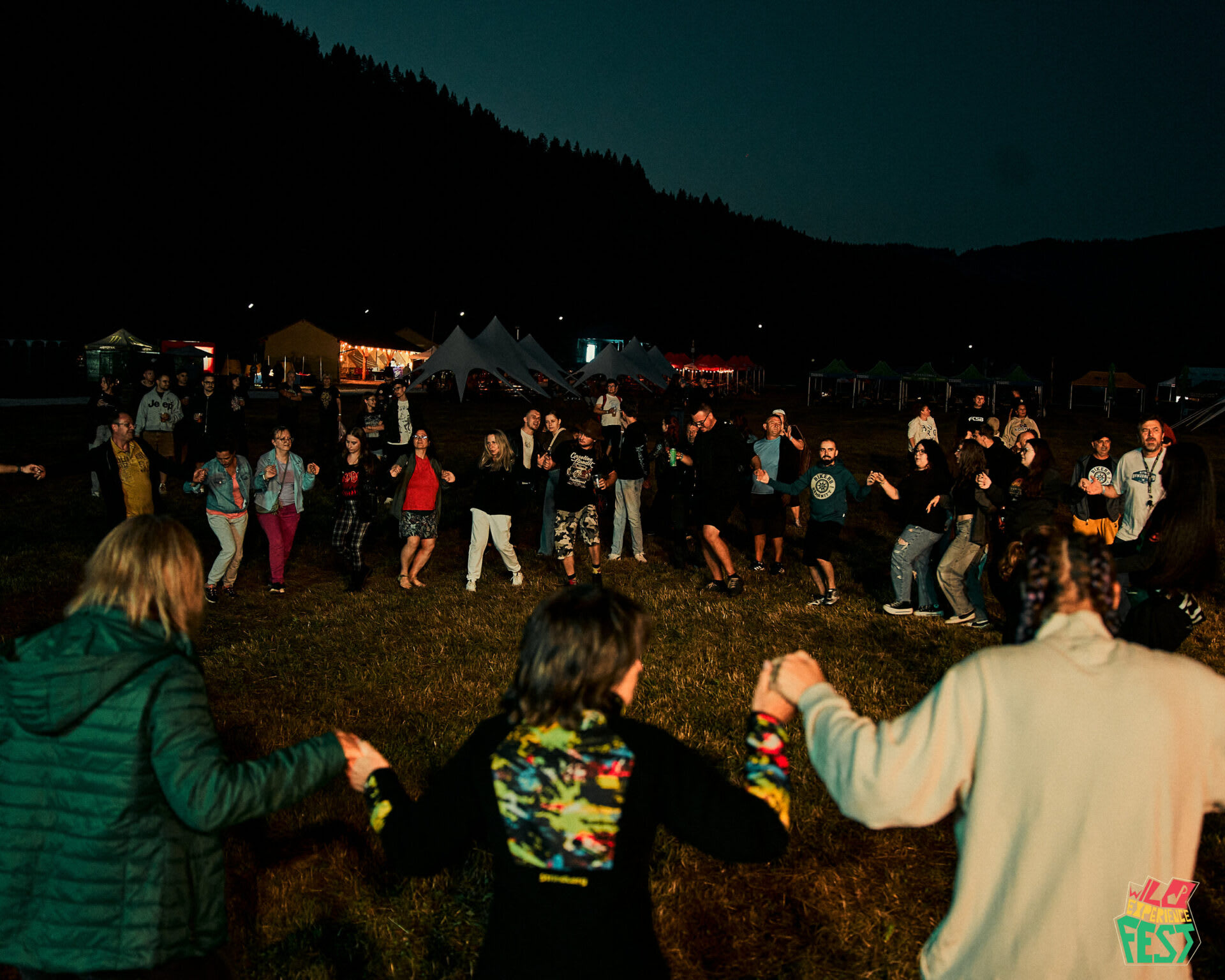 scenă festival muzică, participanți la Corbu scenă festival muzică, participanți la Corbu