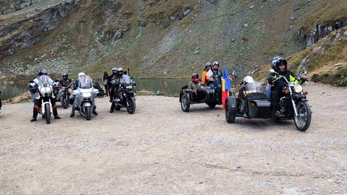 Eveniment unic pe Transfăgărășan: motociclete cu persoane cu dizabilități în excursie de două zile
