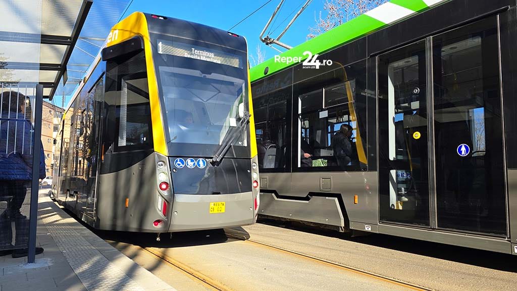 incident agresiune într-un tramvai din Reșița incident agresiune într-un tramvai din Reșița