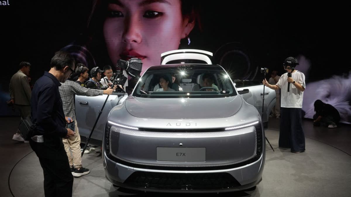 Audi dă în judecată un importator german pentru vânzarea modelelor electrice produse în China