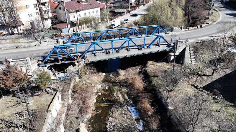 Lucrări de construcție la podul de la Nehoiu, Buzău Lucrări de construcție la podul de la Nehoiu, Buzău
