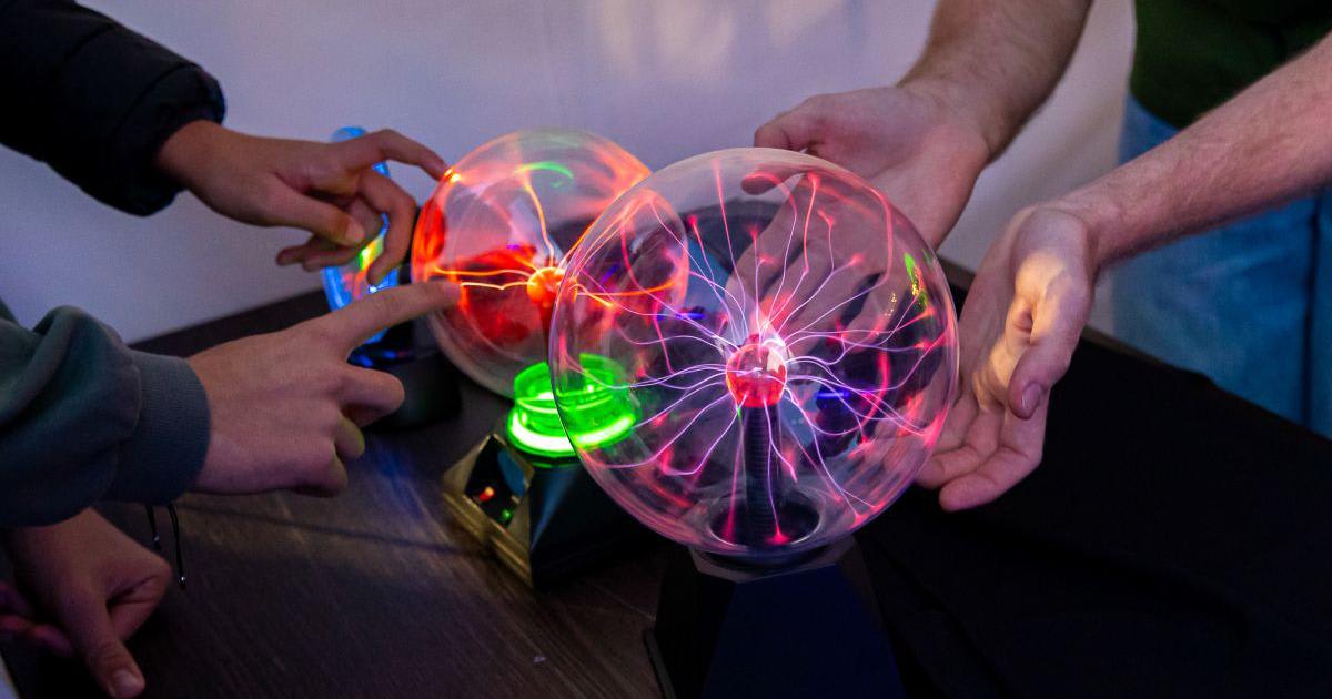 demonstrații științifice în aer liber, experimente și activități pentru copii demonstrații științifice în aer liber, experimente și activități pentru copii