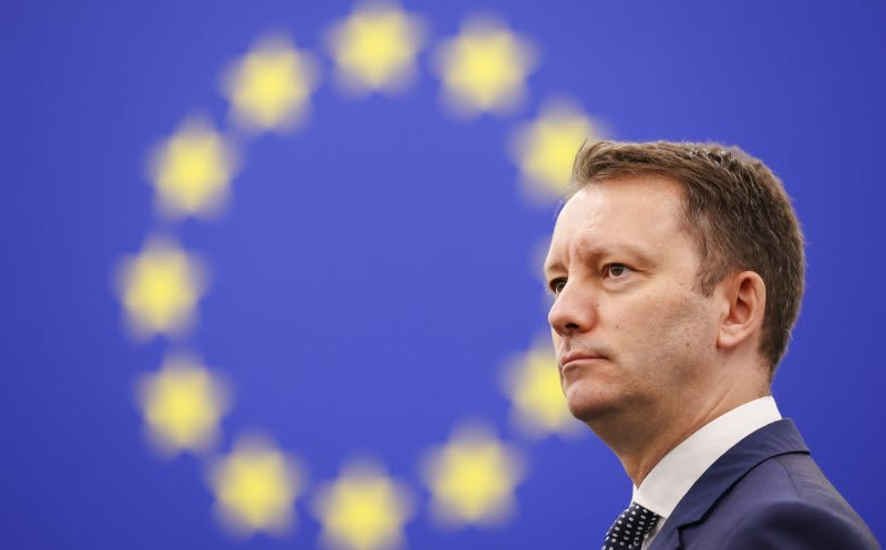 Siegfried Mureșan în cadrul unui eveniment politic Siegfried Mureșan în cadrul unui eveniment politic