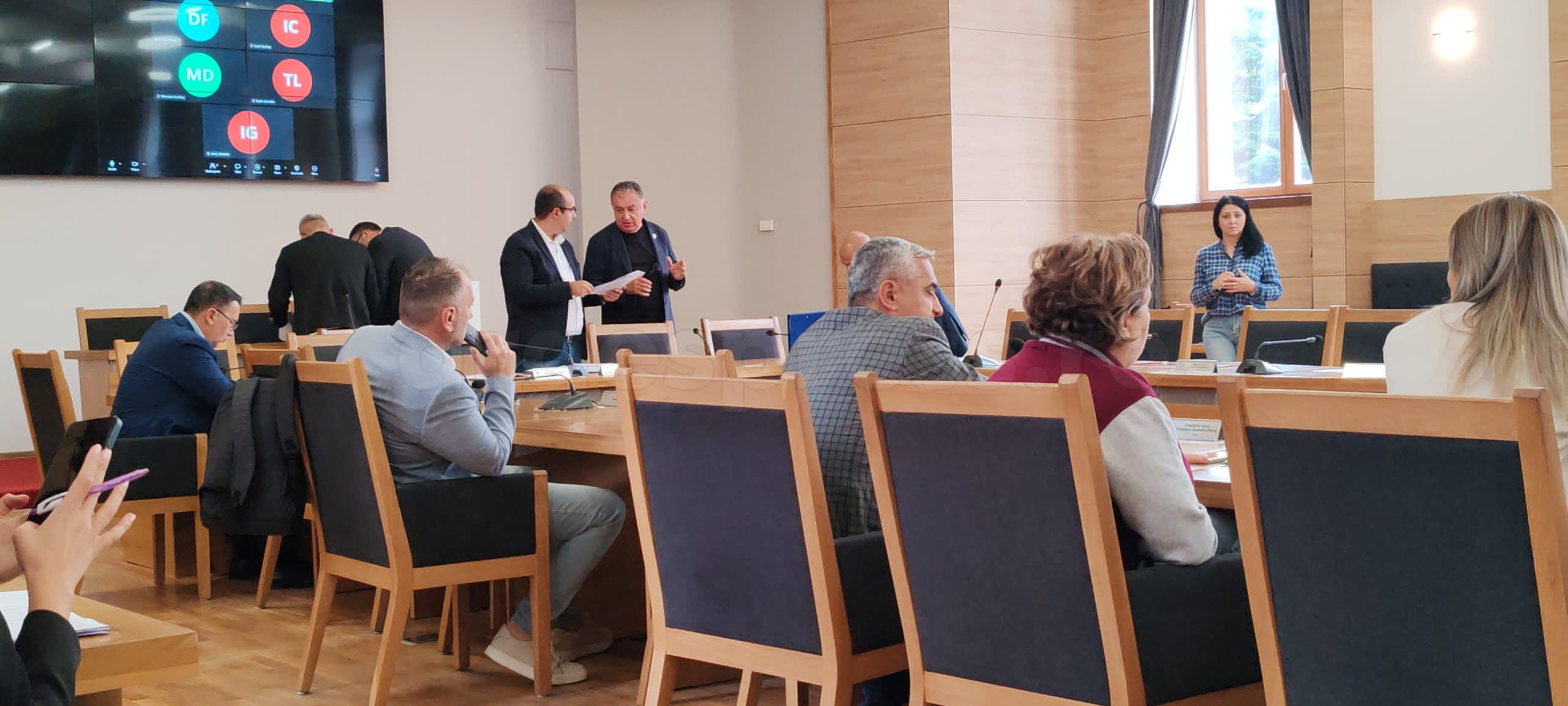 ședință a Consiliului Local Pitești, proiecte de infrastructură și modernizare ședință a Consiliului Local Pitești, proiecte de infrastructură și modernizare