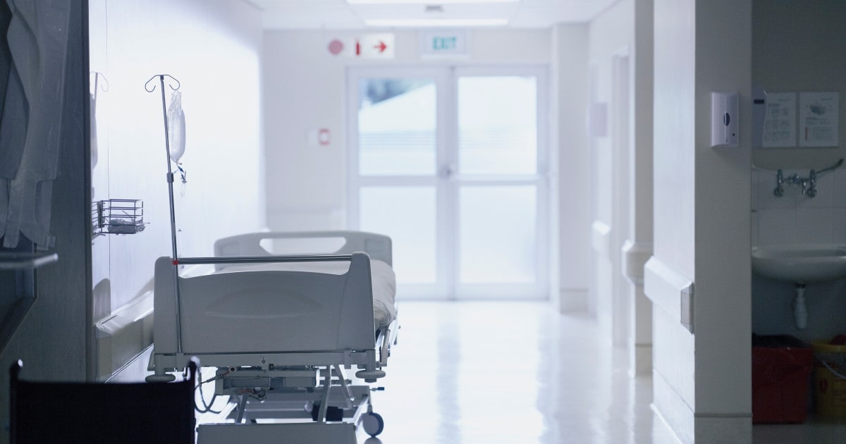 Elev cu erupție cutanată și febră, spital Iași Elev cu erupție cutanată și febră, spital Iași