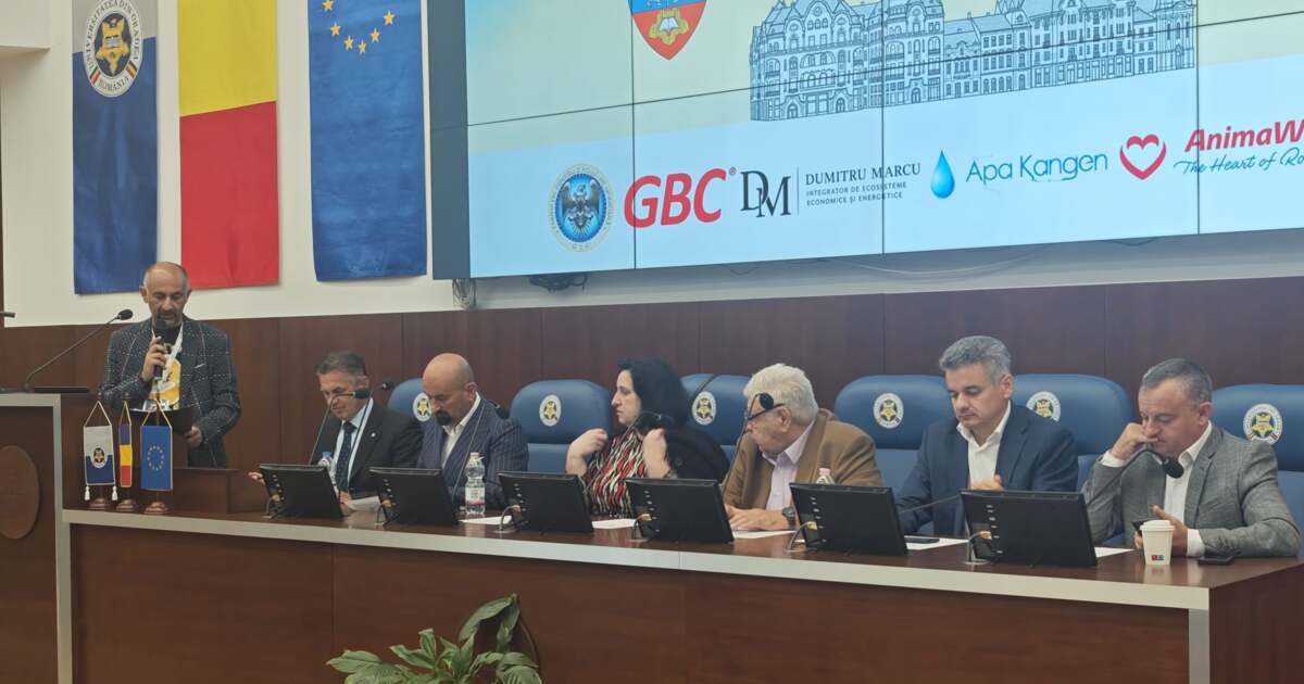 Reprezentanți ai autorităților și mediului de afaceri la dezbatere Reprezentanți ai autorităților și mediului de afaceri la dezbatere