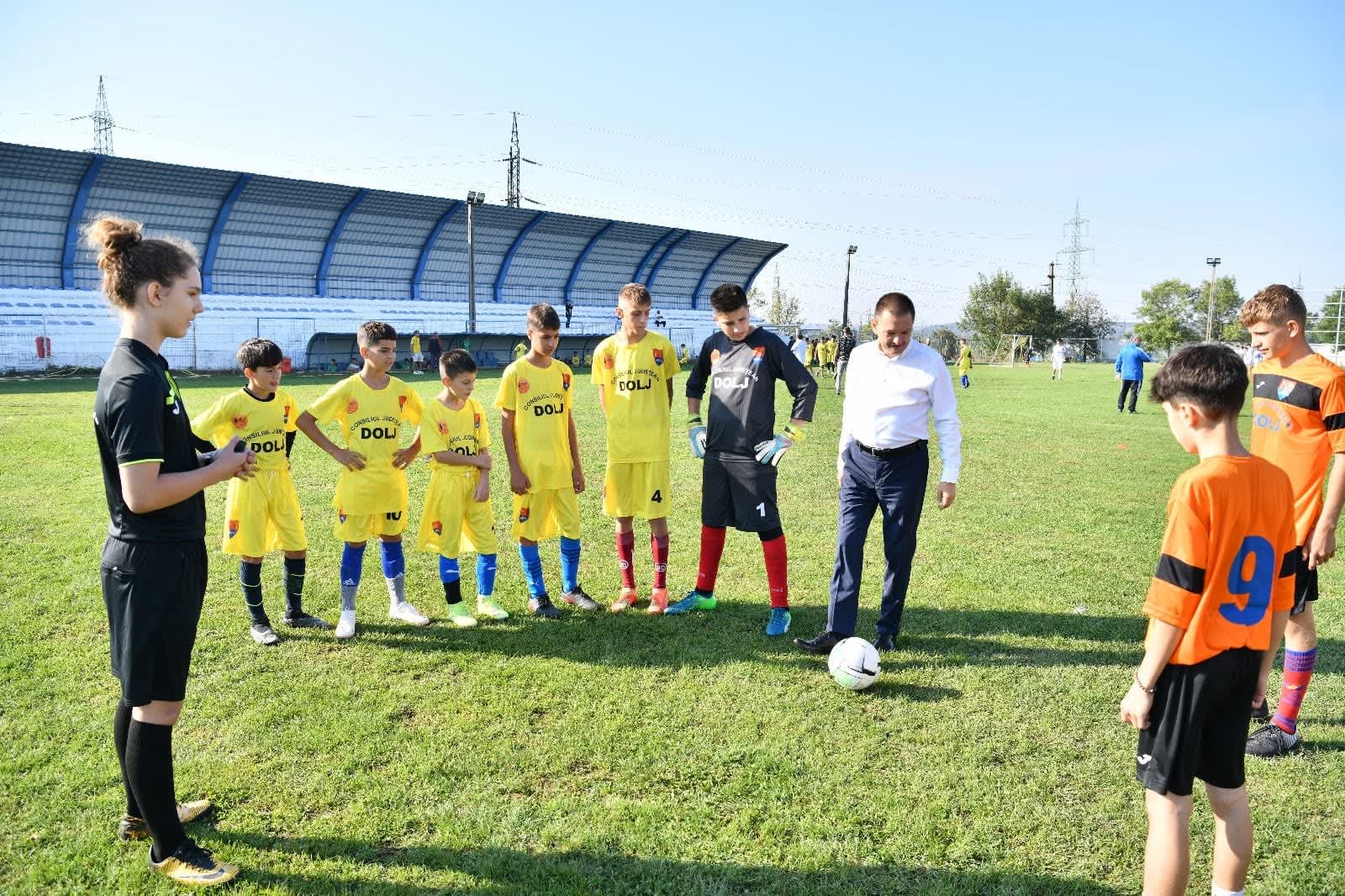 teren de fotbal în Dolj, start competiție școlară teren de fotbal în Dolj, start competiție școlară