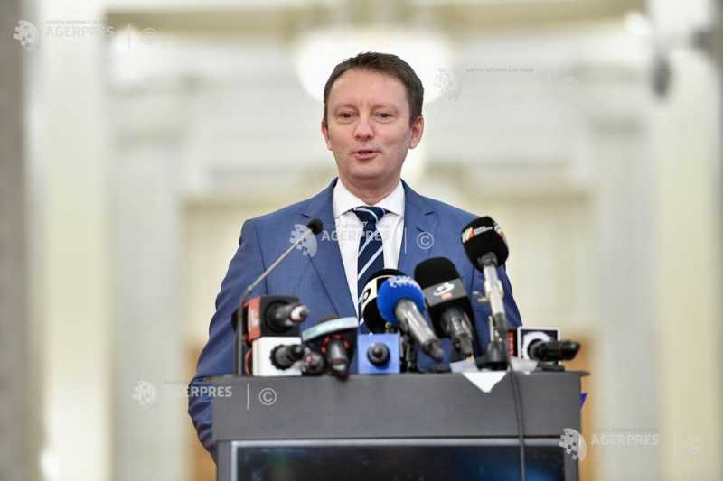 Siegfried Mureșan depune programul de guvernare cu măsuri pentru educație și cercetare
