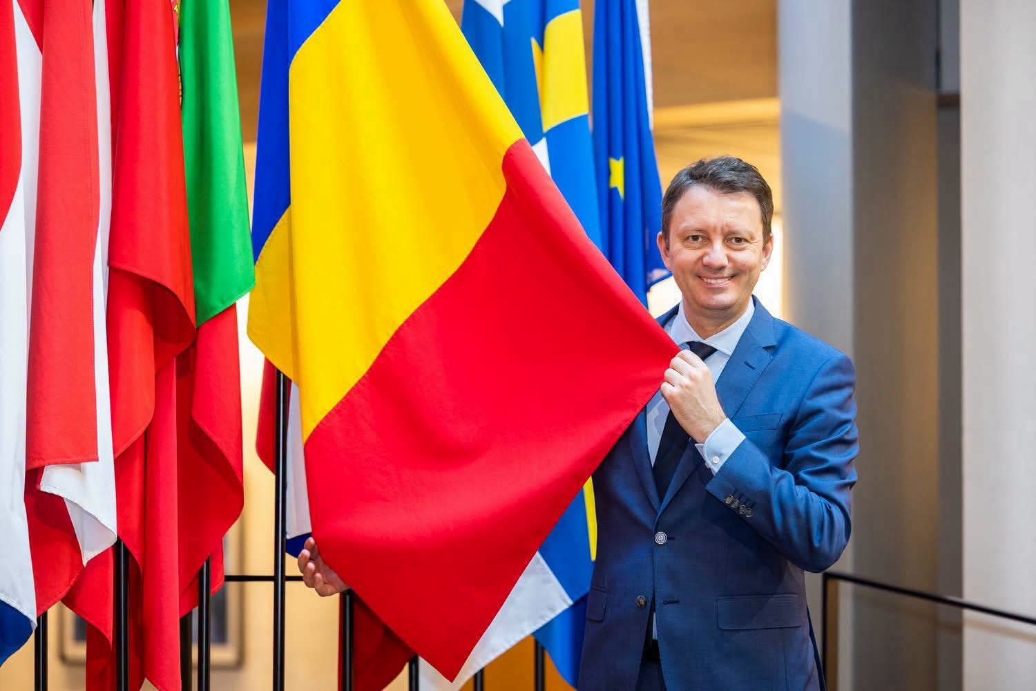 Siegfried Mureșan a depus programul de guvernare și lista miniștrilor la Parlament