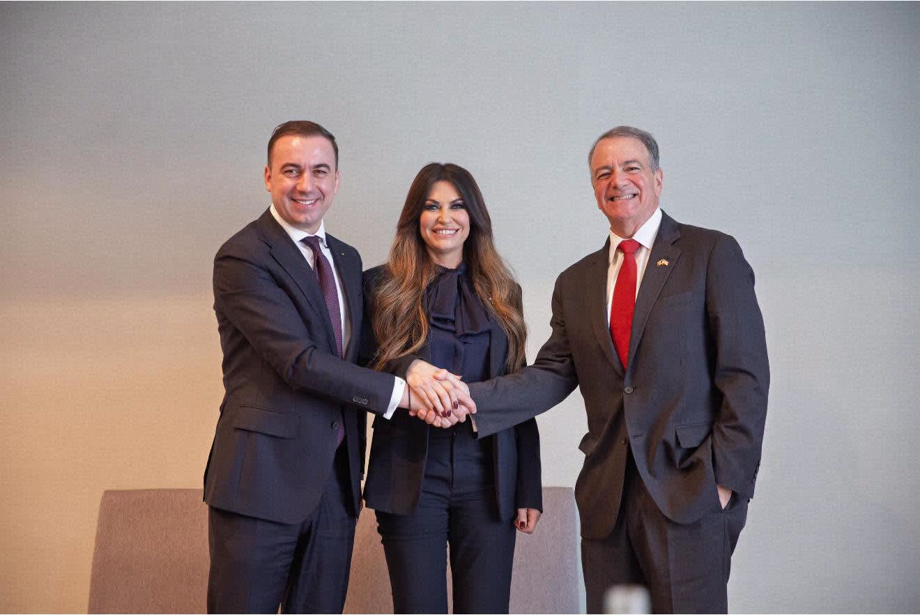 reuniune diplomatică, oficiali greci și americani, discuție energetică reuniune diplomatică, oficiali greci și americani, discuție energetică