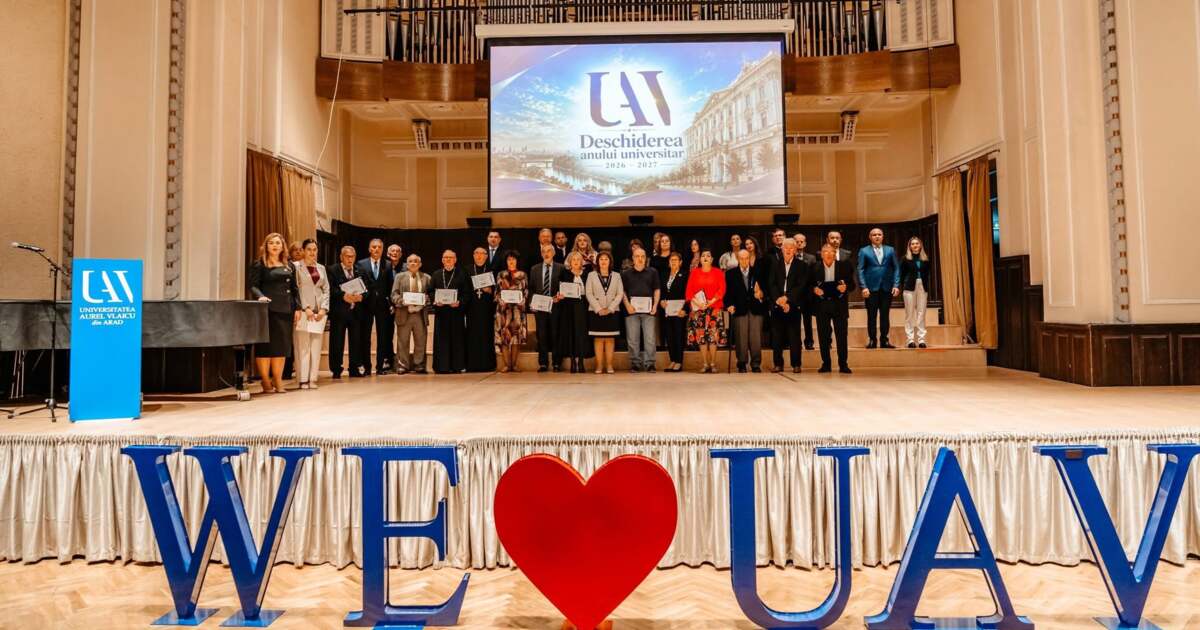 Ceremonie de deschidere a anului universitar la UAV în sala Palatului Cultural Ceremonie de deschidere a anului universitar la UAV în sala Palatului Cultural