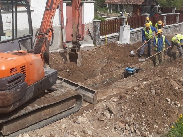 reparații conducte apă în Brașov, muncitori, echipamente reparații conducte apă în Brașov, muncitori, echipamente
