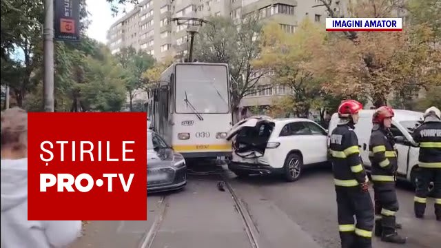 tramvai și mașini implicate în accident rutier București tramvai și mașini implicate în accident rutier București