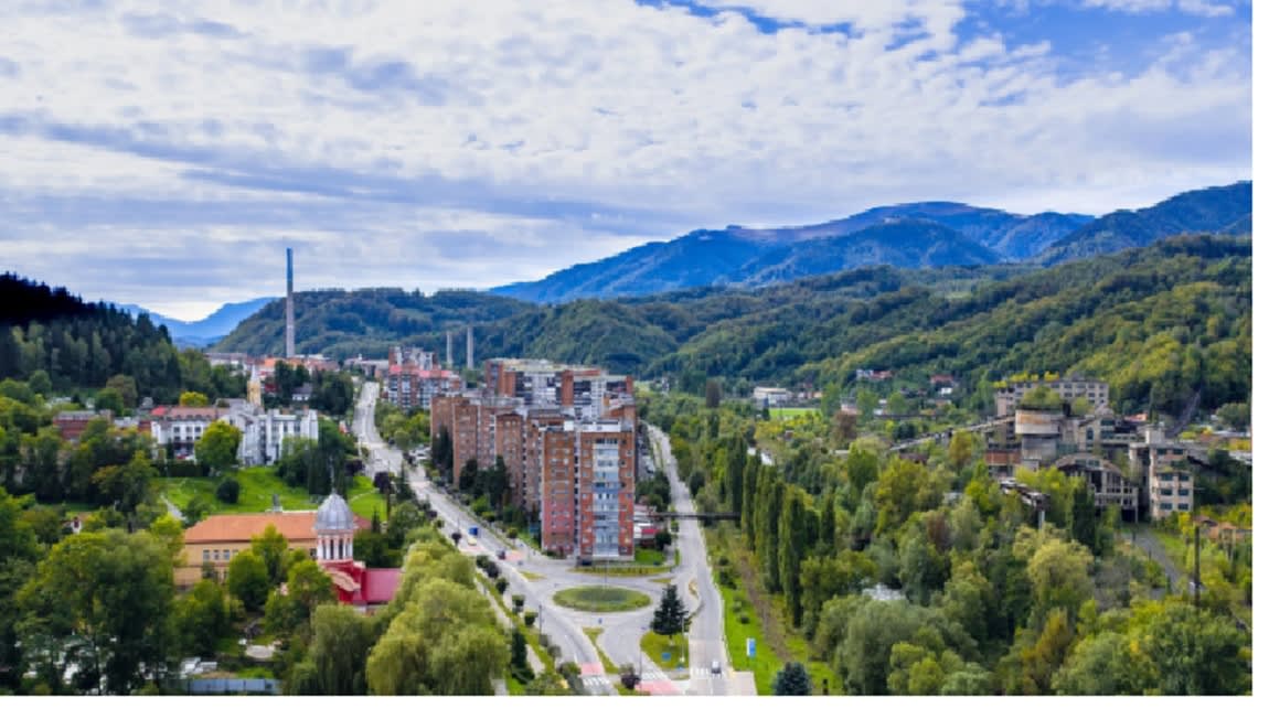 Valea Jiului primește finanțare de până la 300.000 de euro pentru sprijinirea femeilor în muncă
