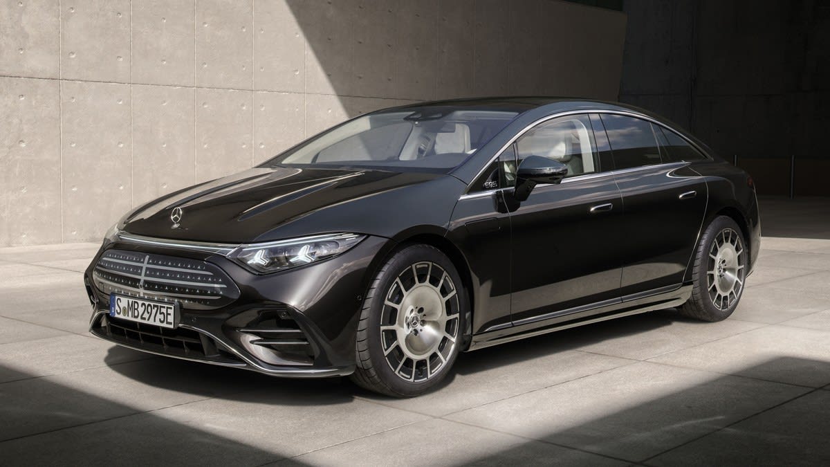 Mercedes EQS înmatriculat recent, mașină electrică de lux