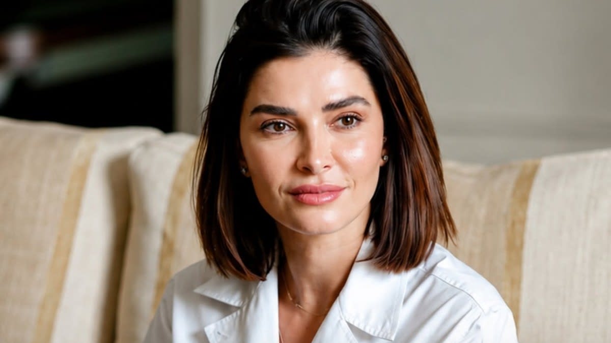 Alina Pușcaș propune ca profesorii să nu poarte uniformă obligatorie