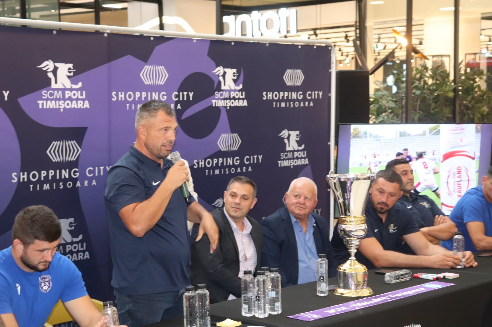 echipă de rugby în teren, meci oficial echipă de rugby în teren, meci oficial