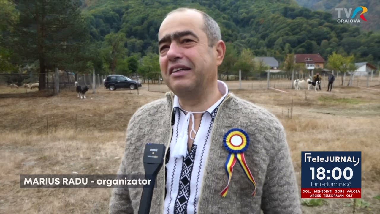ciobani și animale tradiționale la festivalul din Vâlcea ciobani și animale tradiționale la festivalul din Vâlcea