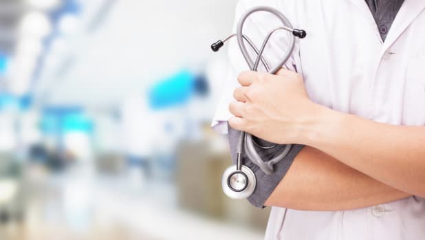 Presa bulgară critică sistemul de sănătate din România, medicii fiind mai bine plătiți în Bulgaria
