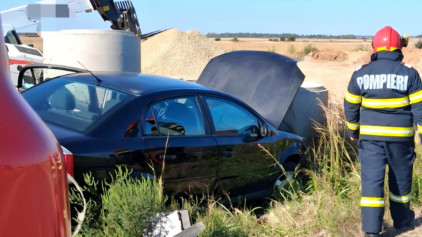 Trei persoane au suferit traumatisme ușoare în urma unui accident rutier în Blejești