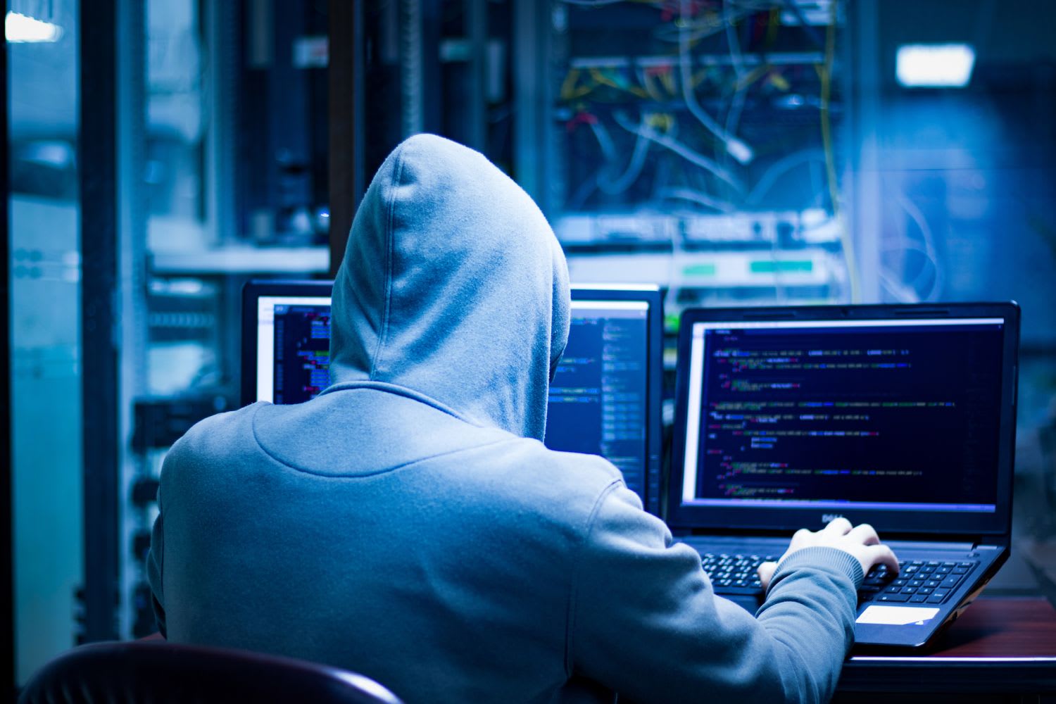Un hacker român de 16 ani, suspectat de 1.000 de atacuri ransomware, arestat în Spania