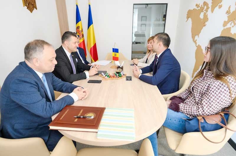 Întâlnire oficială între oficiali din Maramureș și Moldova Întâlnire oficială între oficiali din Maramureș și Moldova