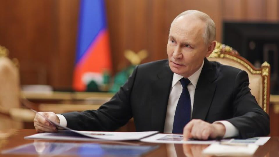 Vladimir Putin a amenințat cu utilizarea armelor nucleare dacă Rusia este atacată în Kaliningrad