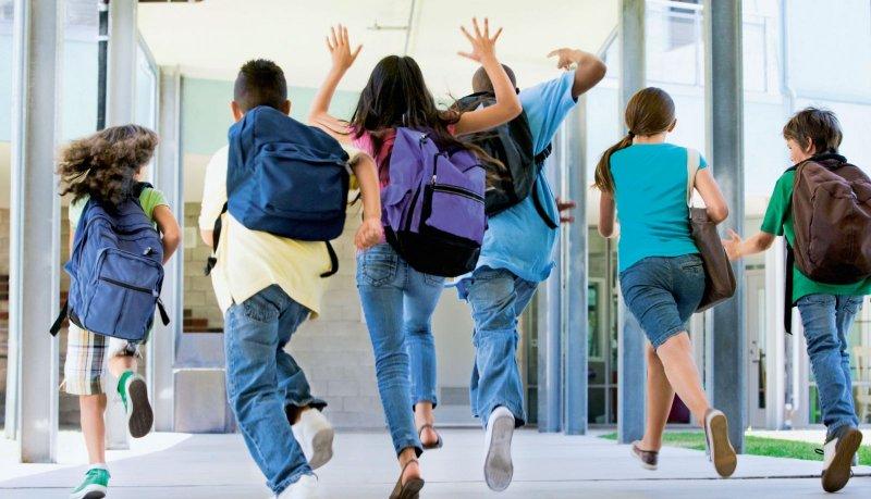 Elevii din Brăila au weekend prelungit pentru Ziua Educației