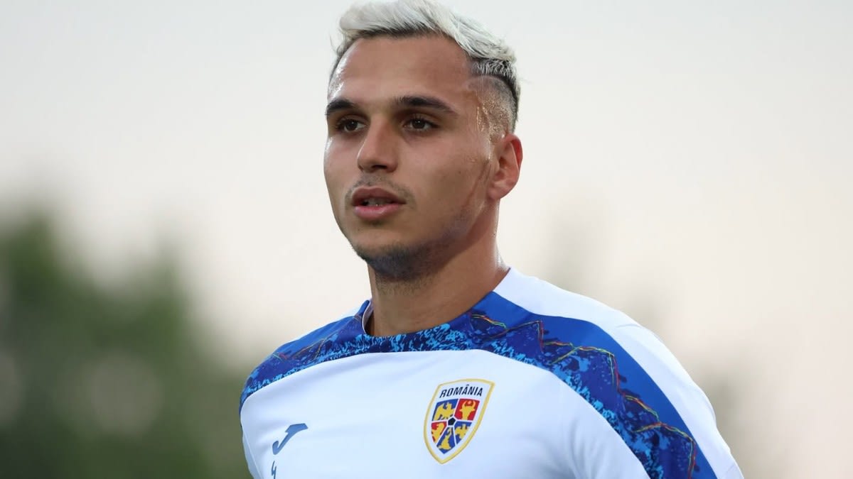 Cristi Manea a plecat fără adidași de la stadion, după meciul România – Polonia