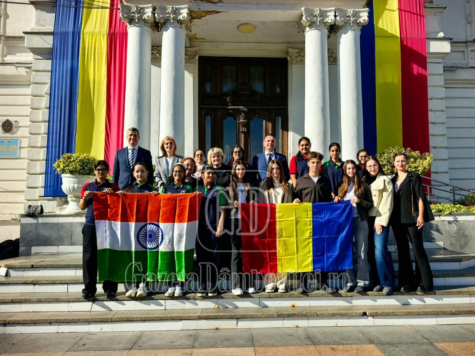 Elevi din India și România au legat prietenii în cadrul unui proiect cultural