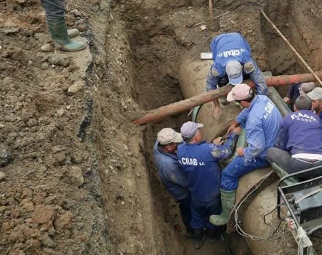 Avarie pe conducta de aducțiune de la Valea Uzului afectează comunități din Mărgineni și Hemeiuș