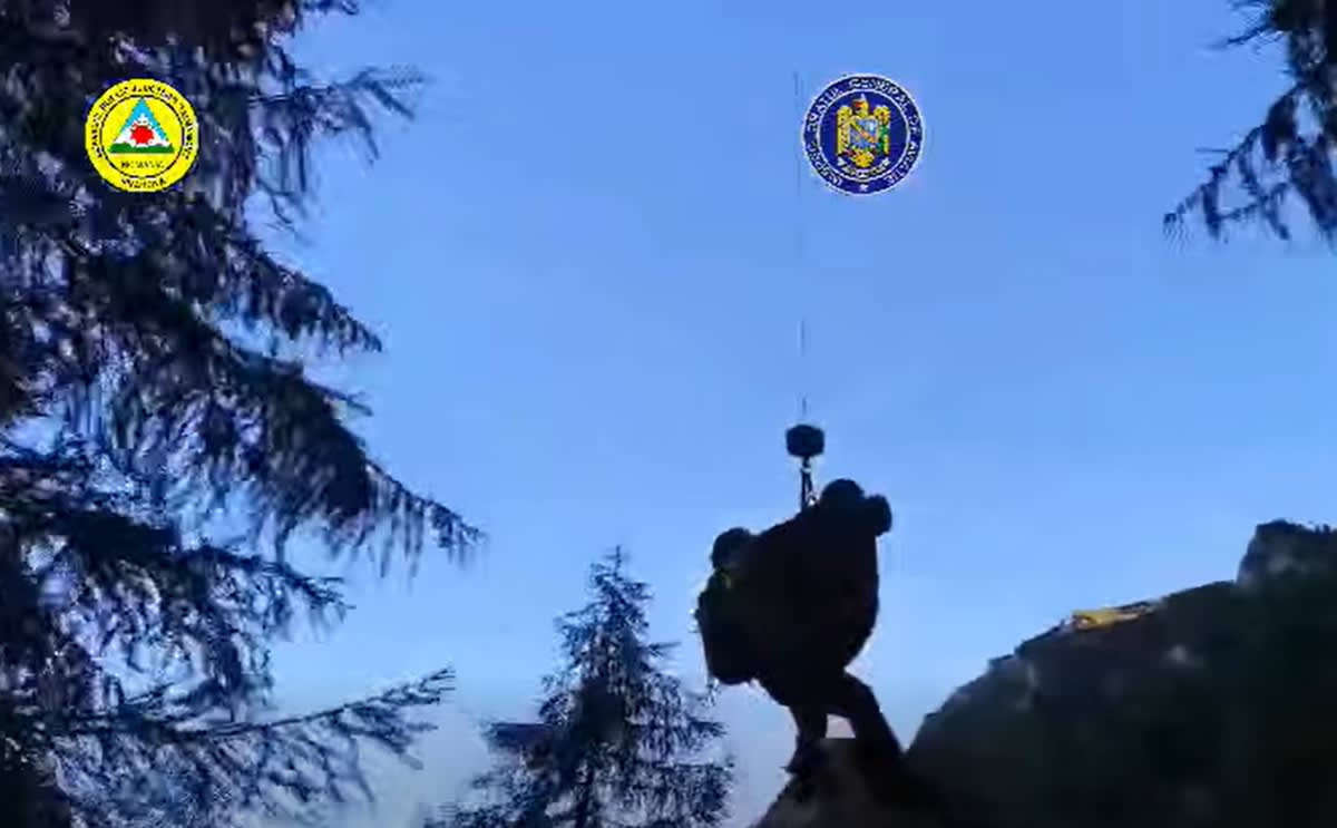 Turist accidentat pe Jepii Mici din Bucegi, evacuat cu elicopterul