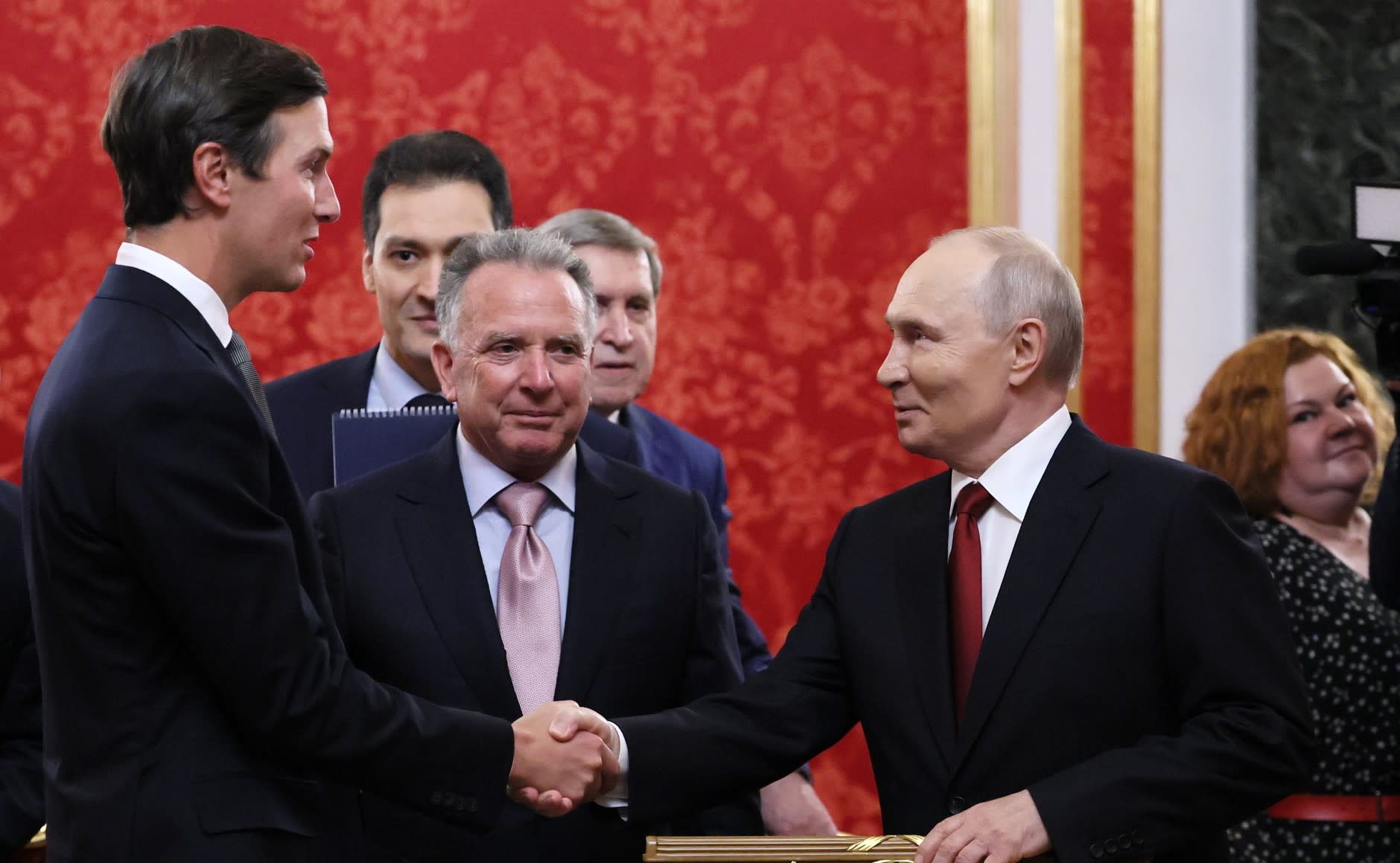 Negocieri SUA-Rusia pentru un acord petrolier cu active Lukoil, în contextul războiului din Ucraina