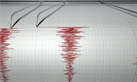 seismograf înregistrând cutremure în Vrancea seismograf înregistrând cutremure în Vrancea