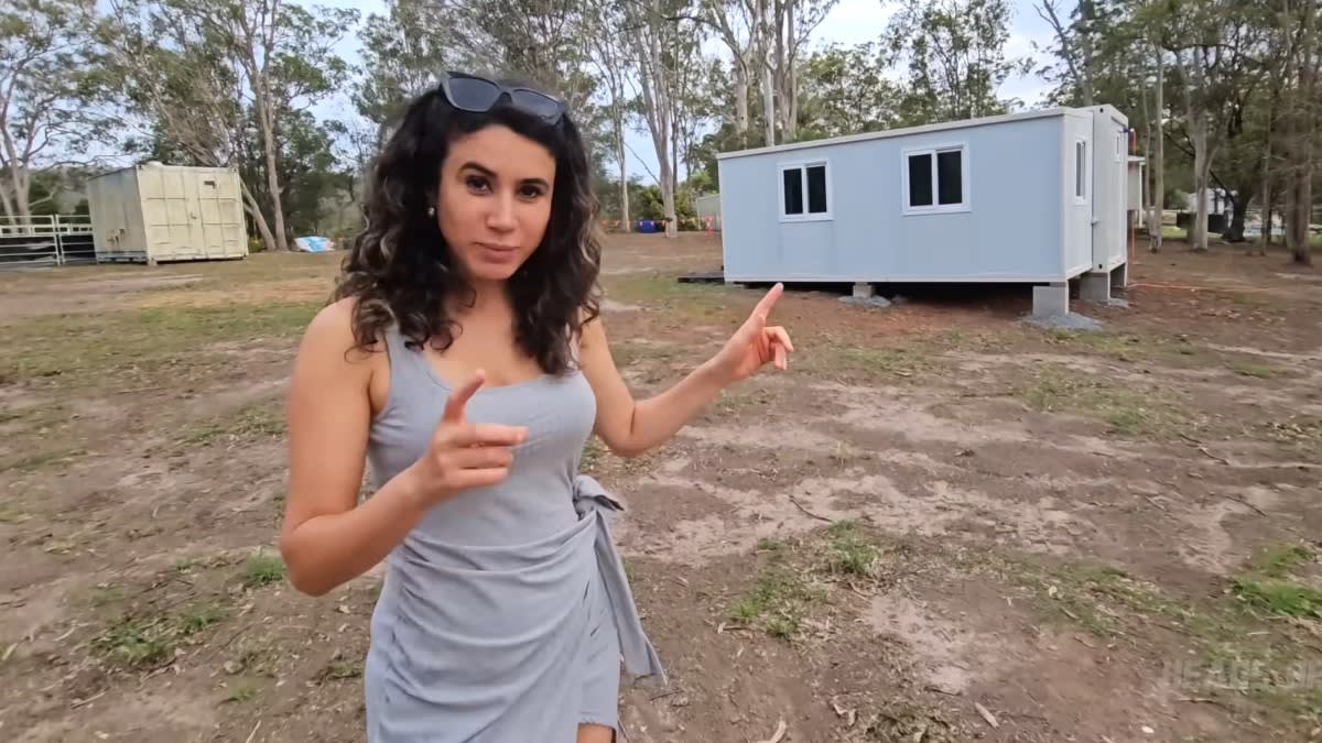 casă prefabricată din containere maritime, construcție în România