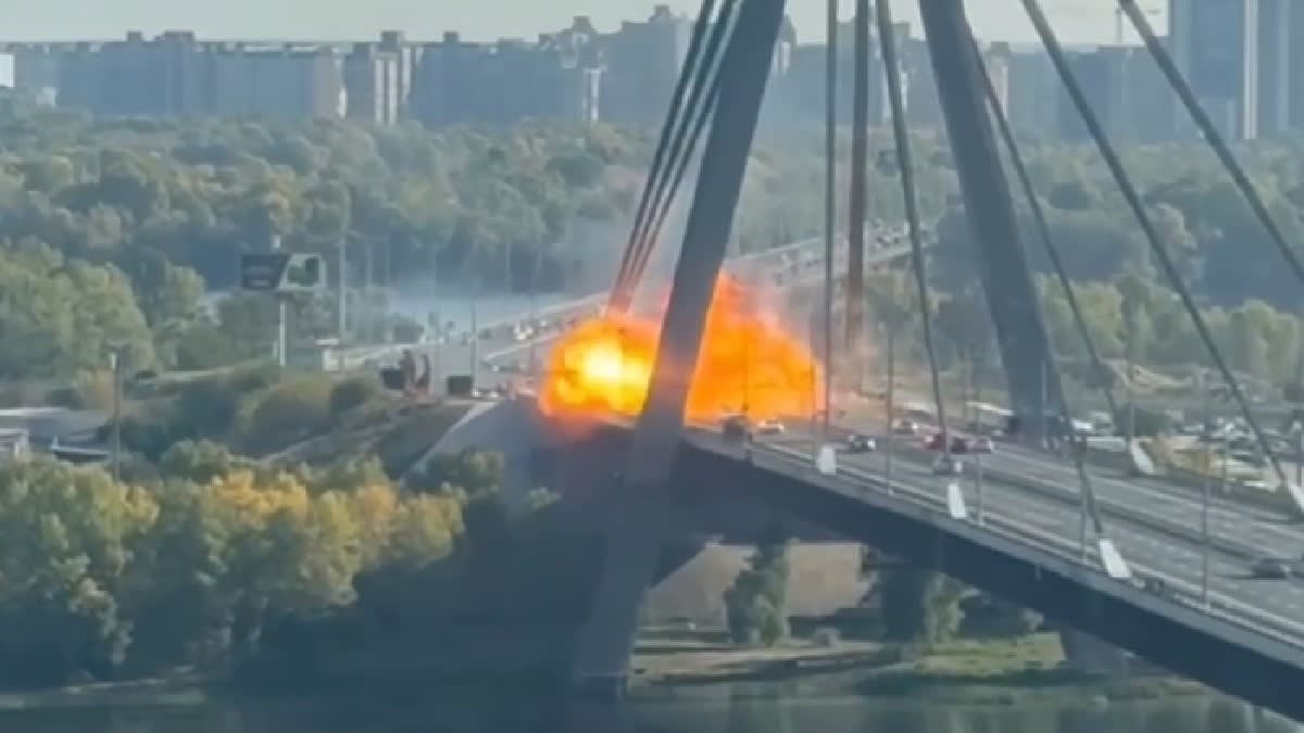 Podul de Nord din Kiev, atacat cu drone rusești în timpul vizitei lui Friedrich Merz
