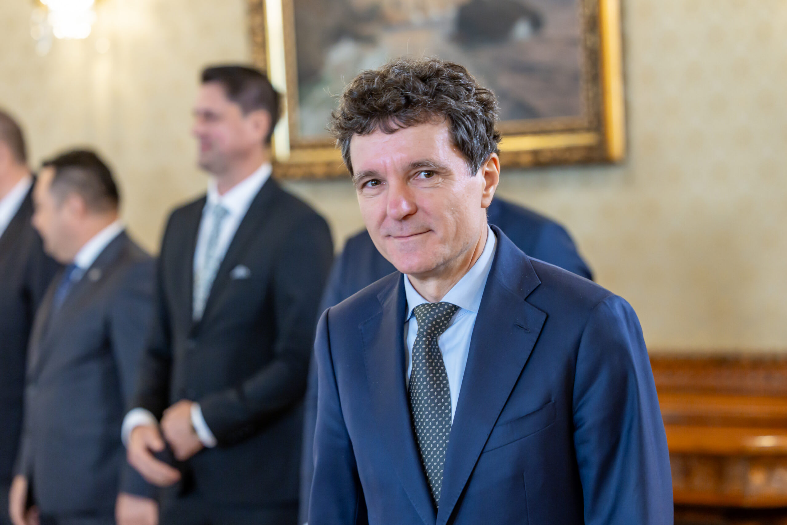Lideri politici în discuție la Palatul Cotroceni Lideri politici în discuție la Palatul Cotroceni